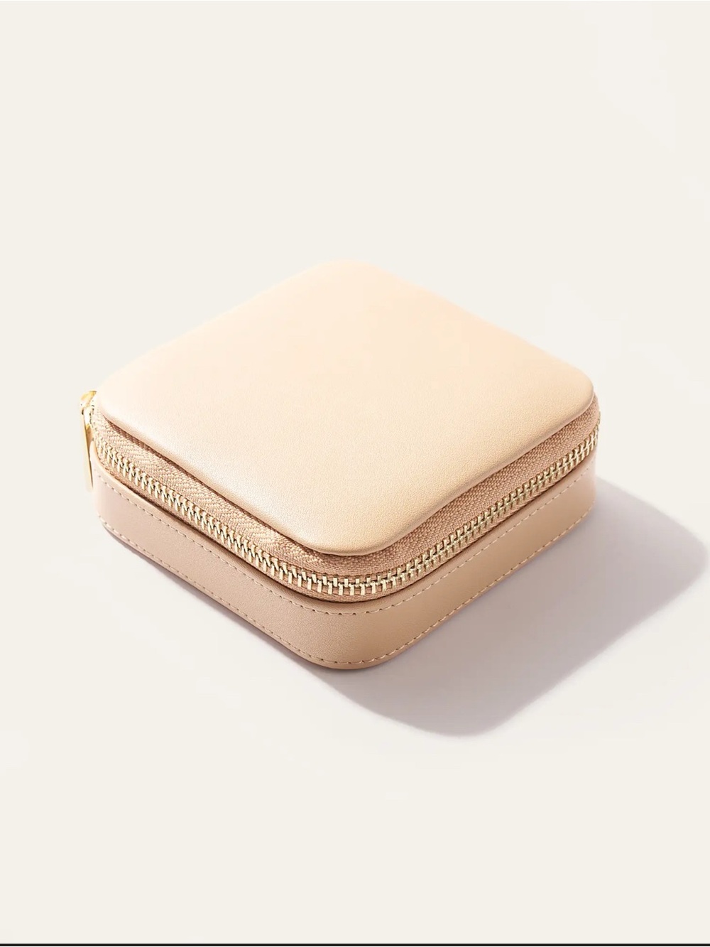 Quince Leather Jewelry Travel Case